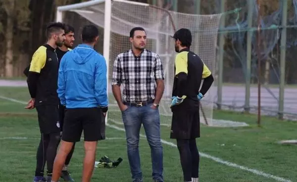  محمدی  رحمتی می توانست آخر فوتبالش را در استقلال سپری کند