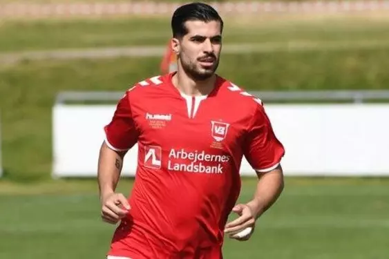  لیگ فوتبال دانمارک  عزت اللهی در ترکیب اصلی وایله مقابل سوندریوسکه