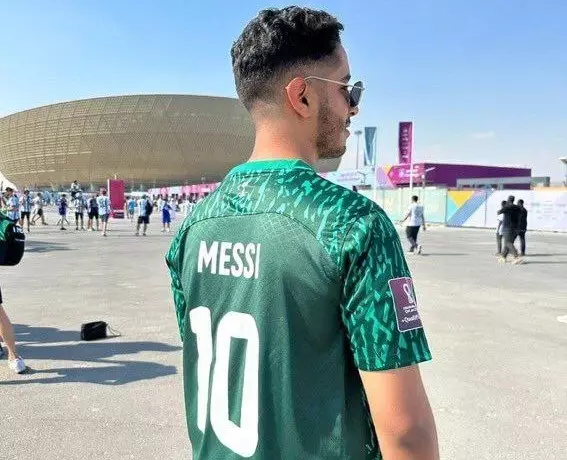  عکس؛ پیراهن لیونل مسی با طرح تیم عربستان