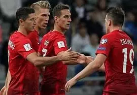 لهستان و ژاپن با توپ پر به جام جهانی رسیدند