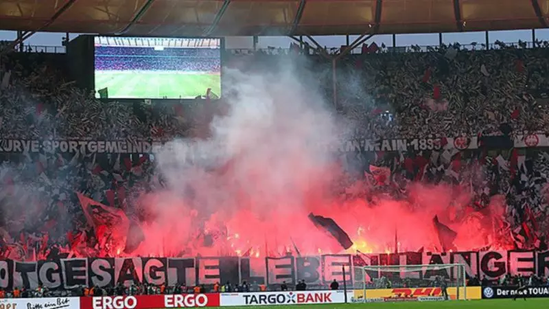 قوانین جدید فدراسیون فوتبال آلمان برای برخورد با هولیگان‌ها