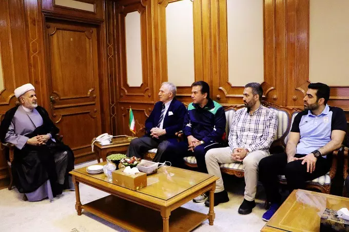 ملاقات مسئولین تیم امید با سفیر ایران در عمان
