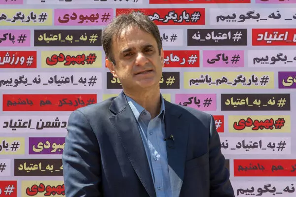 اعتراض دکتر نوروزی به مصدومیت شجاعیان: آقای فتاحی! ما حرفه‌ای نیستیم