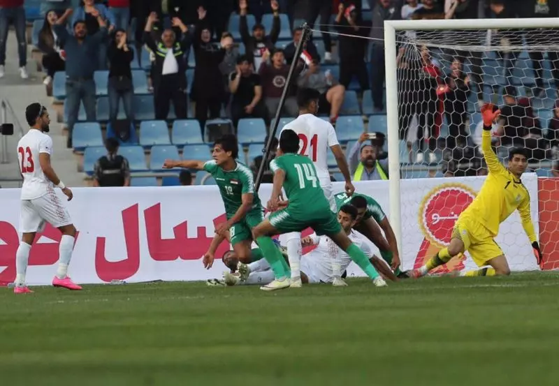 دین محمدی: شکست مقابل عراق و بحرین در شان فوتبال ایران نیست