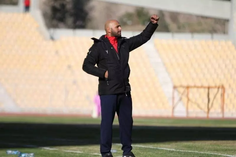 مربی پارس جنوبی جم: بخشیدن مطالبات در فوتبال ایران غیرممکن است