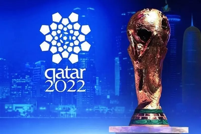 احتمال به تعویق افتادن جام جهانی ۲۰۲۲ و خطر گرفتن میزبانی از قطری‌ها