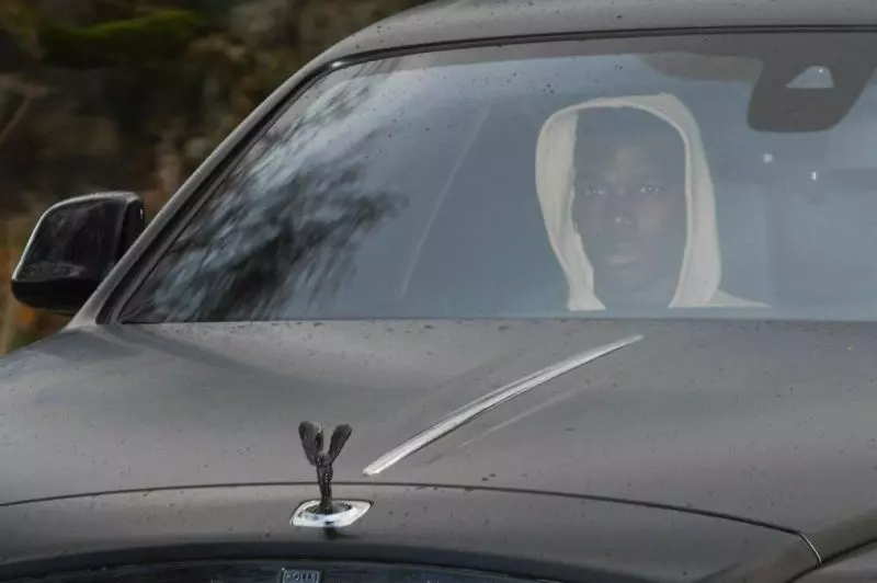 پلیس انگلیس، «رولز رویس» پوگبا را به پارکینگ منتقل کرد