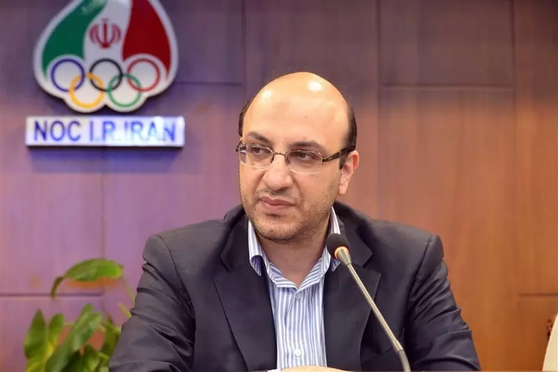 علی‌نژاد: وزارت ورزش پاسخگوی چگونگی روند اصلاح اساسنامه فدراسیون فوتبال نیست