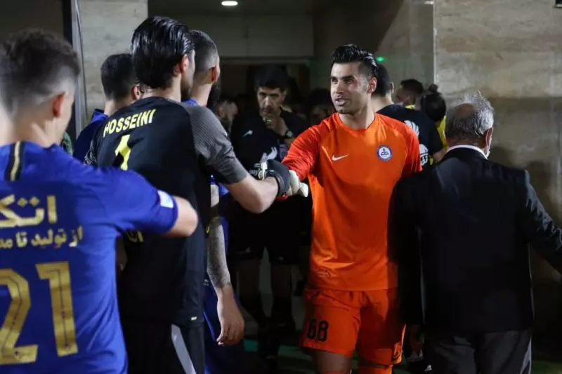 فروزان و شکست در اولین بازی بعد از بازگشت به فوتبال