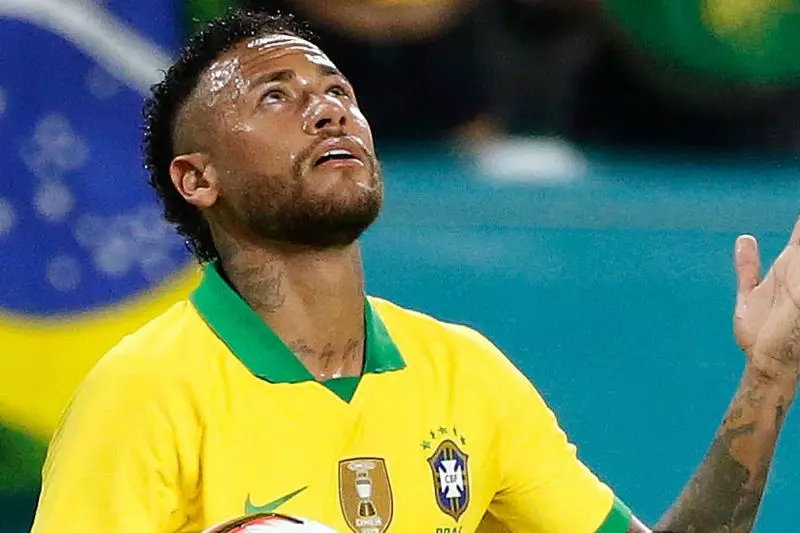 حذف نام نیمار از فهرست برزیل برای دیدارهای مقدماتی جام جهانی