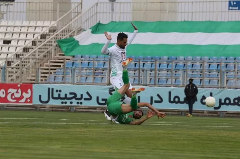 محمدزاده: VAR برای فوتبال ایران از نان شب هم واجب‌تر است