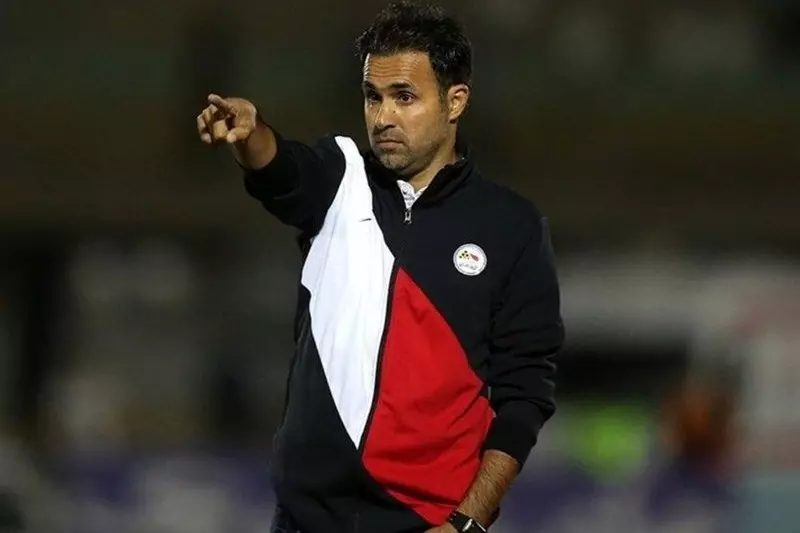 نصرتی: گل‌محمدی در لیگ از بازیکنان جوان پرسپولیس استفاده کند