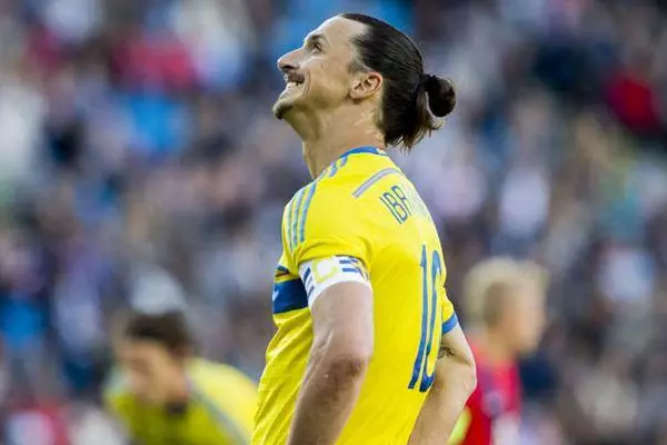 احتمال بازگشت زلاتان به تیم ملی سوئد در آستانه یورو قوت گرفت