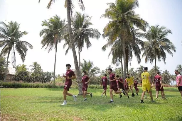 تمرین سبک پرسپولیس در روز بازی با الریان قطر