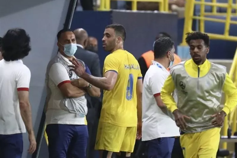 حرکت غیراخلاقی مهاجم جنجالی النصر در دیدار با فولاد/ باشگاه ایرانی به AFC شکایت کرد