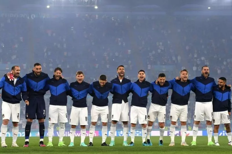 به جا مانده از بازی افتتاحیه یورو؛ فریاد های کر کننده بازیکنان ایتالیا برای خواندن سرود ملی