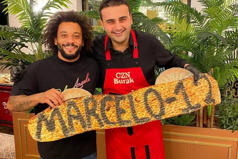 عکس؛ ملاقات مدافع رئال مادرید با آشپز معروف ترکیه‌ای