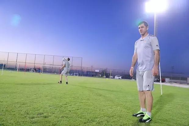 گفتگوی بشار رسن با مربی پرسپولیس در اردوی تیم ملی