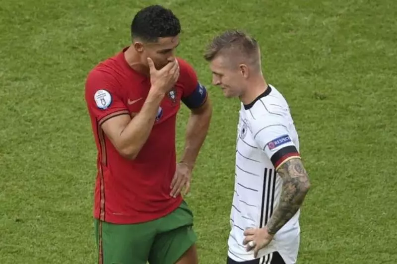 کروس و رونالدو در پایان بازی آلمان و پرتغال به هم چه گفتند؟