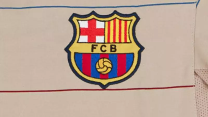 مشخص شدن رنگ پیراهن دوم بارسلونا در فصل 23-2022: طلایی