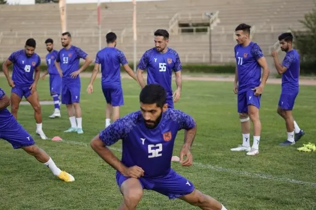 تیم فوتبال مس رفسنجان تمرینات خود را در تهران آغاز کرد