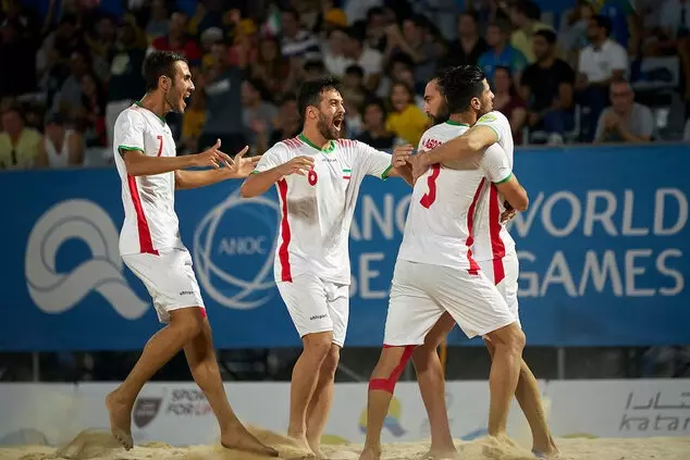 ایران - پاراگوئه؛ آغاز راه دفاع از عنوان قهرمانی جام بین قاره‌ای فوتبال ساحلی
