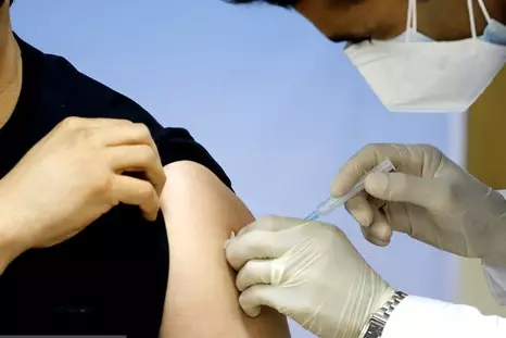 تزریق بیش از ۲۷۷هزار دُز واکسن کرونا در کشور طی ۲۴ ساعت گذشته