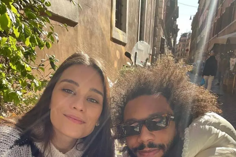 عکسی که کاپیتان رئال مادرید کنار همسرش در خیابان‌های رم منتشر کرد
