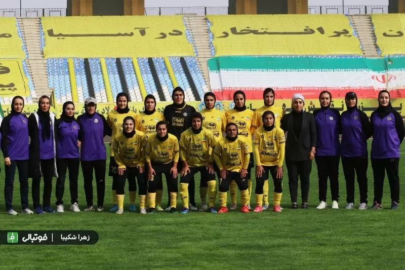 گزارش تصویری اختصاصی/ دیدار تیم‌های فوتبال بانوان سپاهان و زارع باتری سنندج