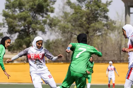 آغاز دور برگشت فوتبال زنان با صدرنشینی تیم خاتون بم