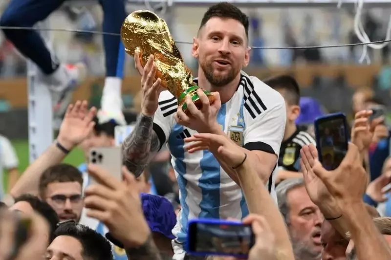 امیدواری سرمربی آرژانتین به حضور مسی در جام جهانی 2026