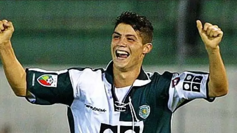 تشابه خوشحالی رونالدو پس از گل شماره 1 و گل شماره 500 در لیگ(عکس)