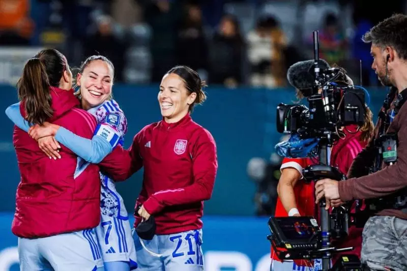 شروع پر قدرت اسپانيا در مرحله يك هشتم جام جهانى زنان