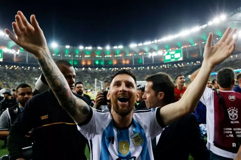 جشن مسی و آرژانتینی‌ها پس از فتح ورزشگاه ماراکانا (عکس)