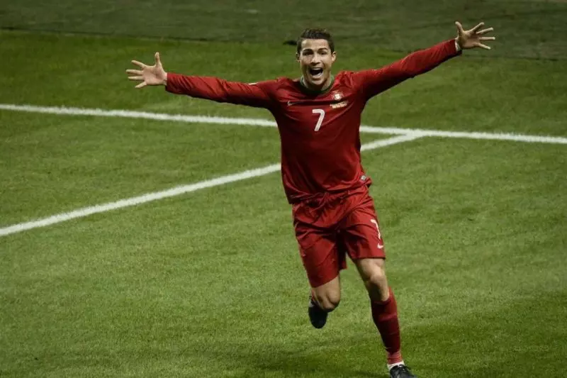 وقتی رونالدو با هت‌تریک مقابل سوئد پرتغال را به جام جهانی رساند