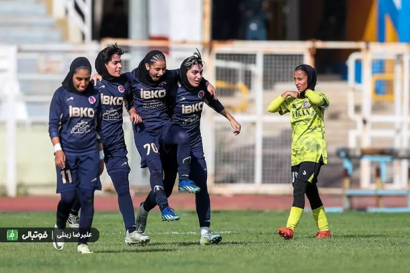 پایان لیگ برتر فوتبال زنان با قهرمانی خاتون بم