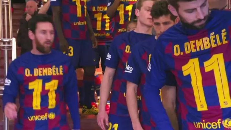 عکس؛ وقتی مسی و بازیکنان بارسلونا پیراهن دمبله را پوشیده بودند