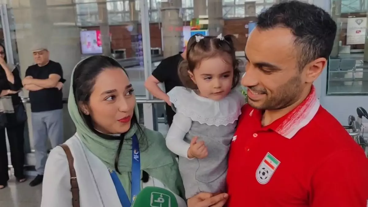 اختصاصی/ علی‌اصغر حسن‌زاده، مدال قهرمانی در جام ملتهای آسیا را تقدیم همسرش کرد